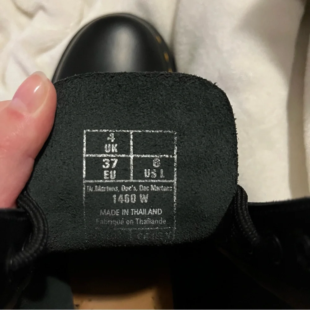 DR. Martens 1460 Lace Up - Picture 8 of 11